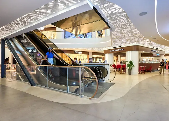 Sleek One-Bedroom Apartment With A Panoramic View